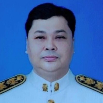 รูปผู้อำนวยการ