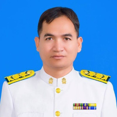 รูปผู้อำนวยการ