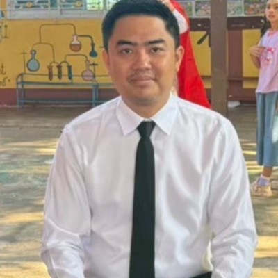 รูปผู้อำนวยการ