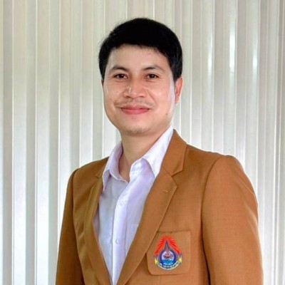 รูปผู้อำนวยการ