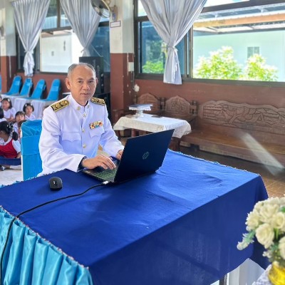 รูปผู้อำนวยการ