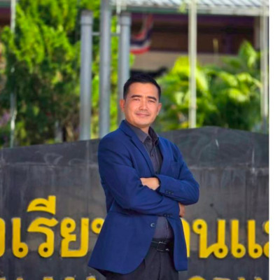 รูปผู้อำนวยการ