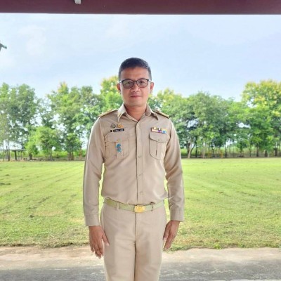 รูปผู้อำนวยการ