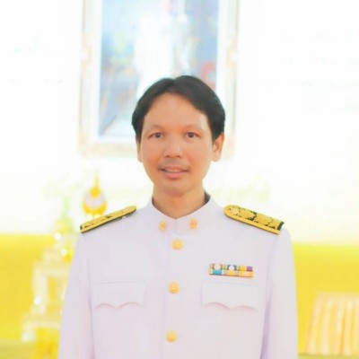 รูปผู้อำนวยการ